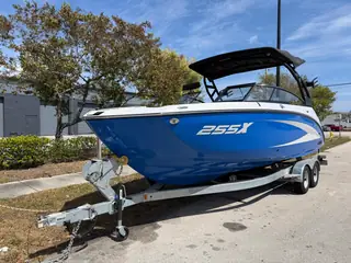 Yamaha 255XD 2025, фото 2