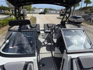 Yamaha 255XD 2025, фото 12